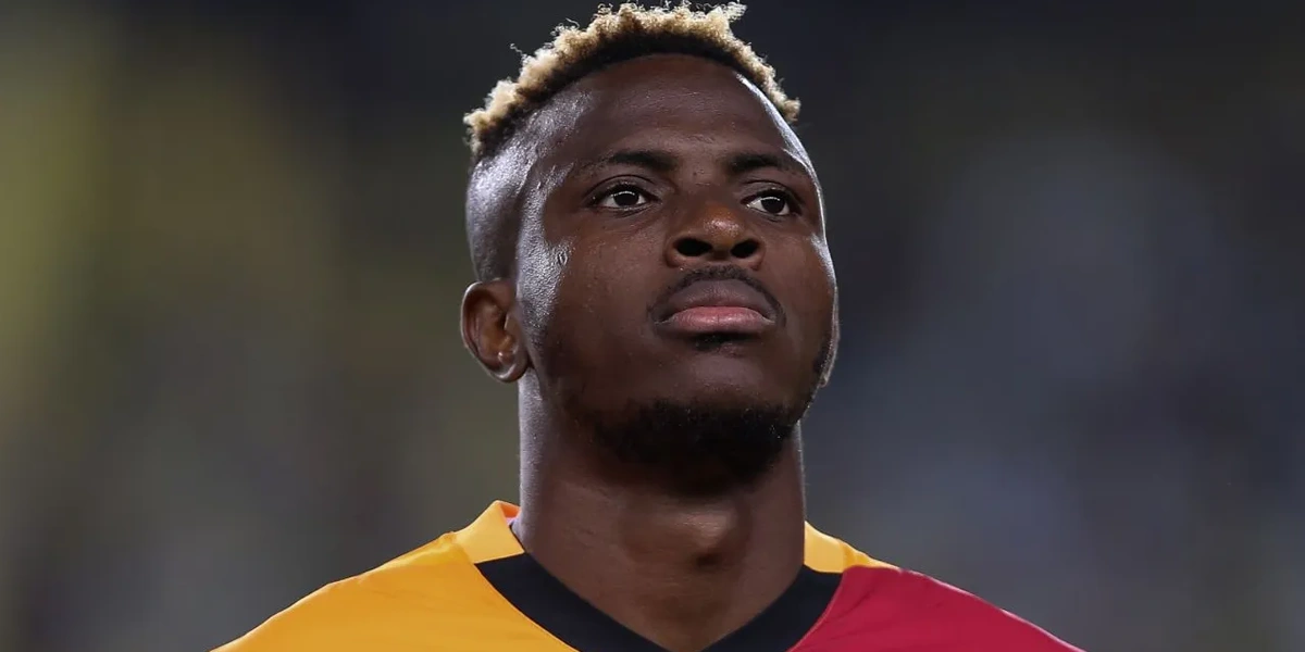 Victor Osimhen Ungkap Perlakuan “Seperti Anjing” di Napoli